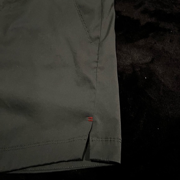 Toad&Co Metrolite skirt Dark Grey Graphite women’s 8 Zip Pockets - Picture 3 of 7